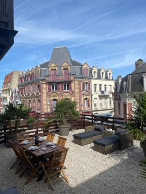 L ecrin Villersois terrasse vue mer